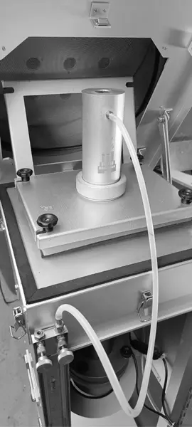 Plataforma de amostragem em chaminé para monitoramento de gases